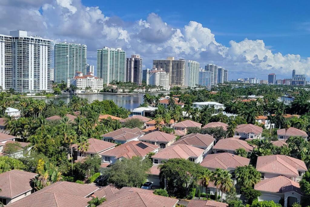 Ocean Reserve Sunny Isles 11Th Str-02330 Apartment ไมอามีบีช ภายนอก รูปภาพ
