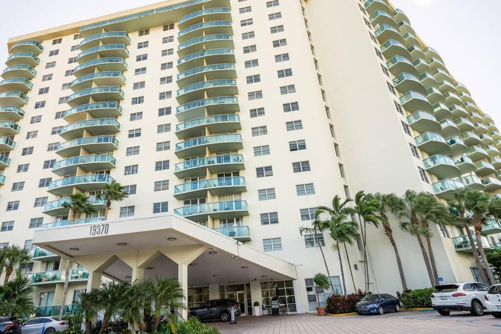 Ocean Reserve Sunny Isles 11Th Str-02330 Apartment ไมอามีบีช ภายนอก รูปภาพ